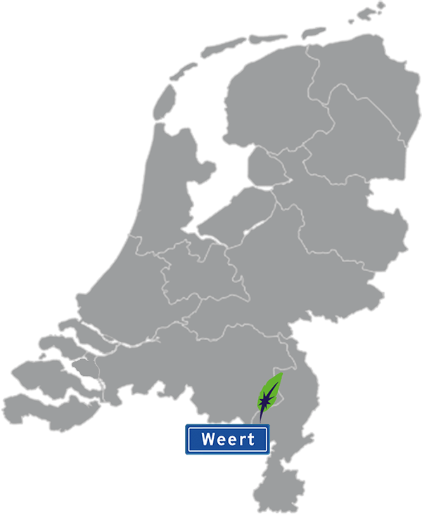 Grijze kaart van Nederland met Weert aangegeven voor maatwerk taalcursus Engels zakelijk - blauw plaatsnaambord met witte letters en Dagnall veer - transparante achtergrond - 600 * 733 pixels
